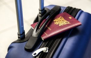 American-Tourister-Bon-Air-Spinner-1